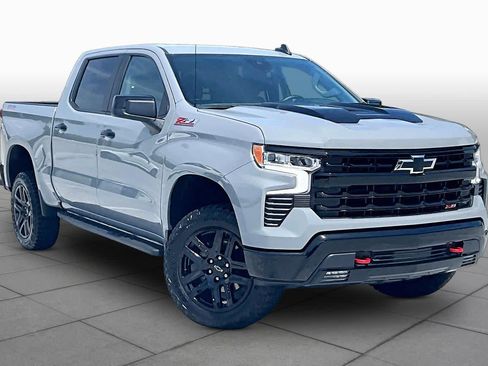 Used 2024 Chevrolet Silverado 1500 LT Trail Boss w/ Protection Package AWD/4WD image 4