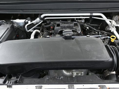 Used 2024 Chevrolet Colorado W/T image 38