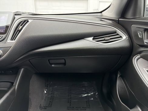 Certified 2020 Chevrolet Malibu LS image 37