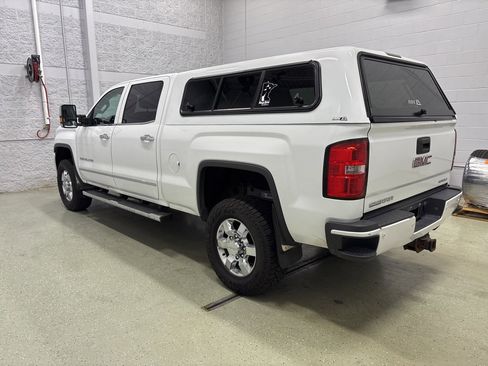 Used 2015 GMC Sierra 2500 Denali image 6