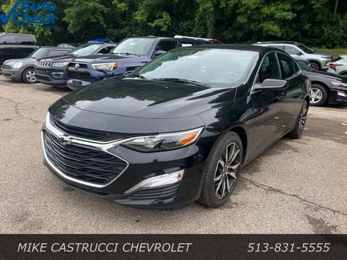 Used 2024 Chevrolet Malibu RS FWD image 1