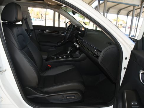 Used 2024 Honda Civic Touring image 21