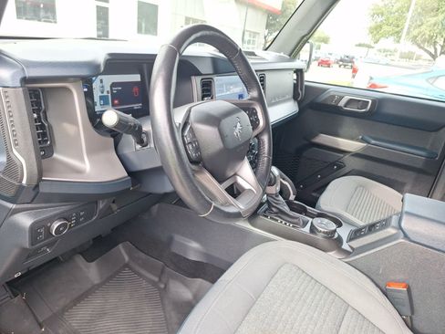 Used 2022 Ford Bronco Outer Banks image 15