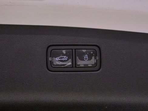 Certified 2025 Genesis GV70 3.5T Sport image 26