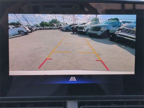 Certified 2024 Chevrolet Trax LT w/ Sunroof Package image 25