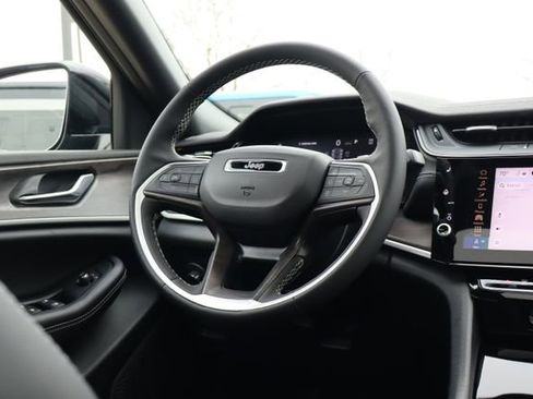 New 2026 Jeep Grand Cherokee Altitude AWD/4WD image 46