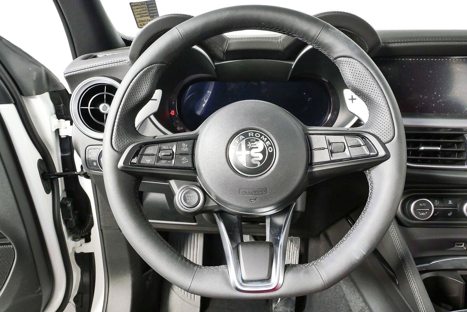 New 2026 Alfa Romeo Stelvio Sprint AWD/4WD image 12