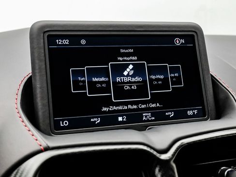 Used 2023 Aston Martin V12 Vantage RWD image 76