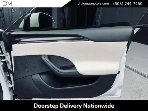 Used 2022 Tesla Model S Plaid AWD/4WD image 27