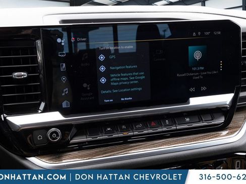 Used 2022 Chevrolet Silverado 1500 RST w/ Convenience Package II AWD/4WD image 8