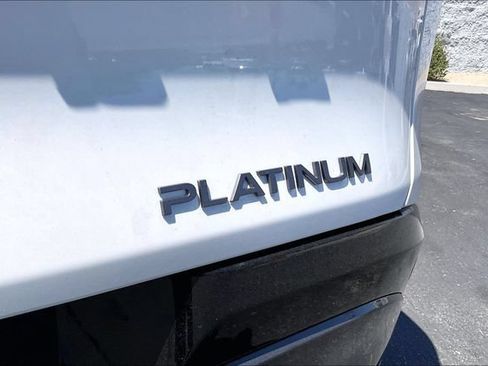 New 2026 Nissan Murano Platinum AWD/4WD image 12