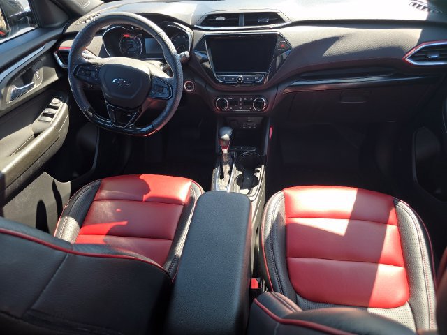 Used 2022 Chevrolet TrailBlazer RS w/ Technology Package FWD image 24