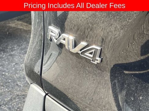 Used 2024 Toyota RAV4 XLE AWD/4WD image 7