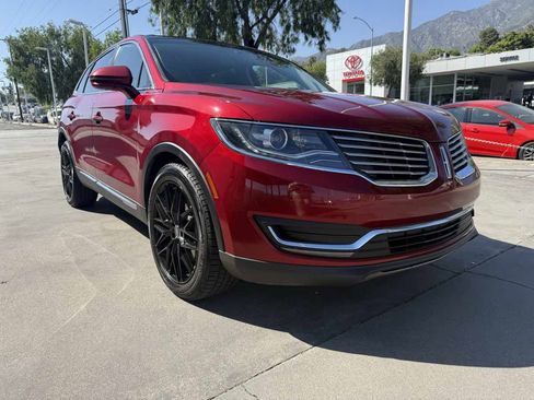 Used 2018 Lincoln MKX Reserve image 1