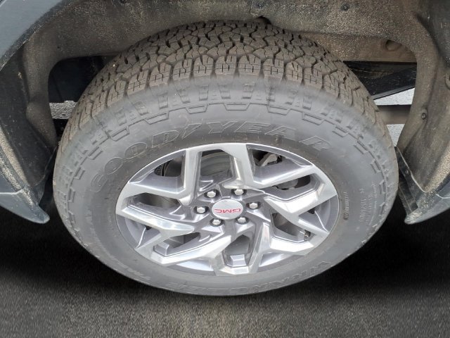 Used 2024 GMC Sierra 1500 SLT w/ SLT Premium Plus Package AWD/4WD image 20