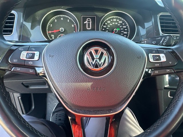 Used 2019 Volkswagen Golf SE FWD image 18