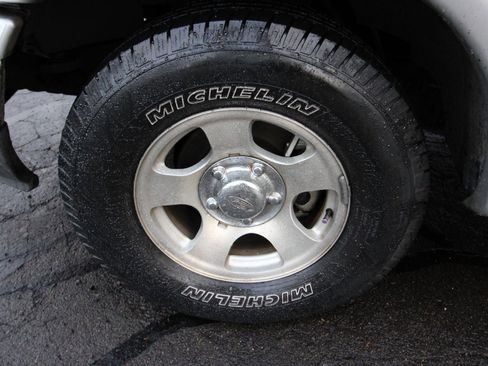 Used 1999 Ford F150 2WD SuperCab image 21