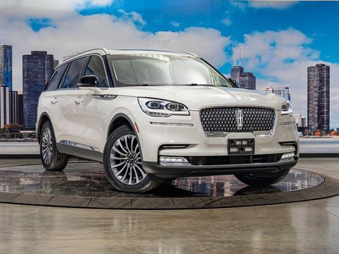 Used 2023 Lincoln Aviator Reserve w/ Equipment Group 201A image 1