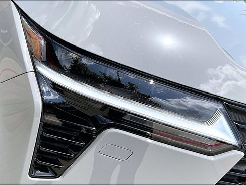 Used 2026 Lexus GX 550 w/ Accessory Package (2T) AWD/4WD image 40