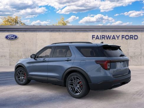 New 2026 Ford Explorer ST-Line w/ ST-Line Street Pack RWD image 4