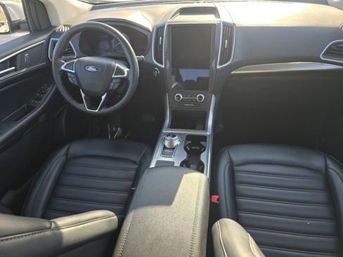 Used 2022 Ford Edge SEL w/ Convenience Package image 22