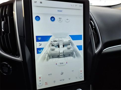 Used 2024 Ford Edge ST-Line image 21