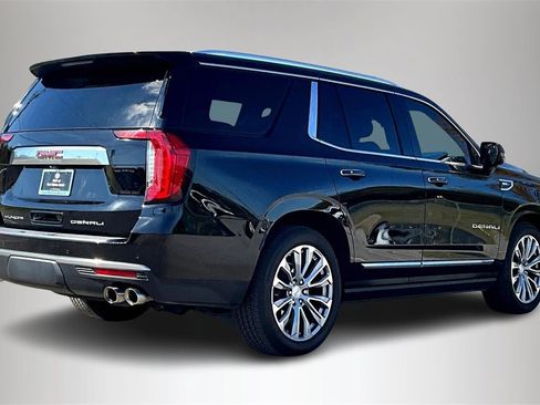 Used 2021 GMC Yukon Denali w/ Denali Ultimate Package image 5