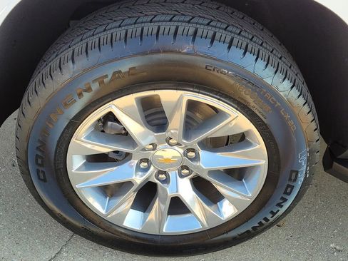 New 2026 Chevrolet Suburban Premier w/ Sun And Tow Package image 5