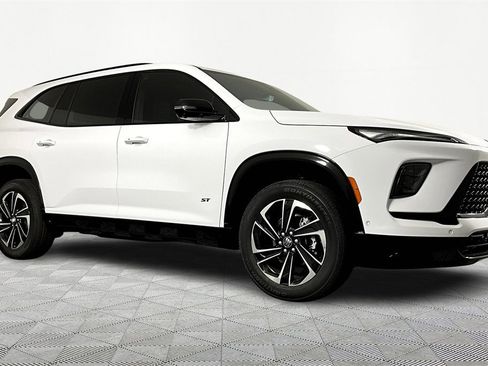 New 2026 Buick Enclave Sport Touring w/ Super Cruise Package image 3