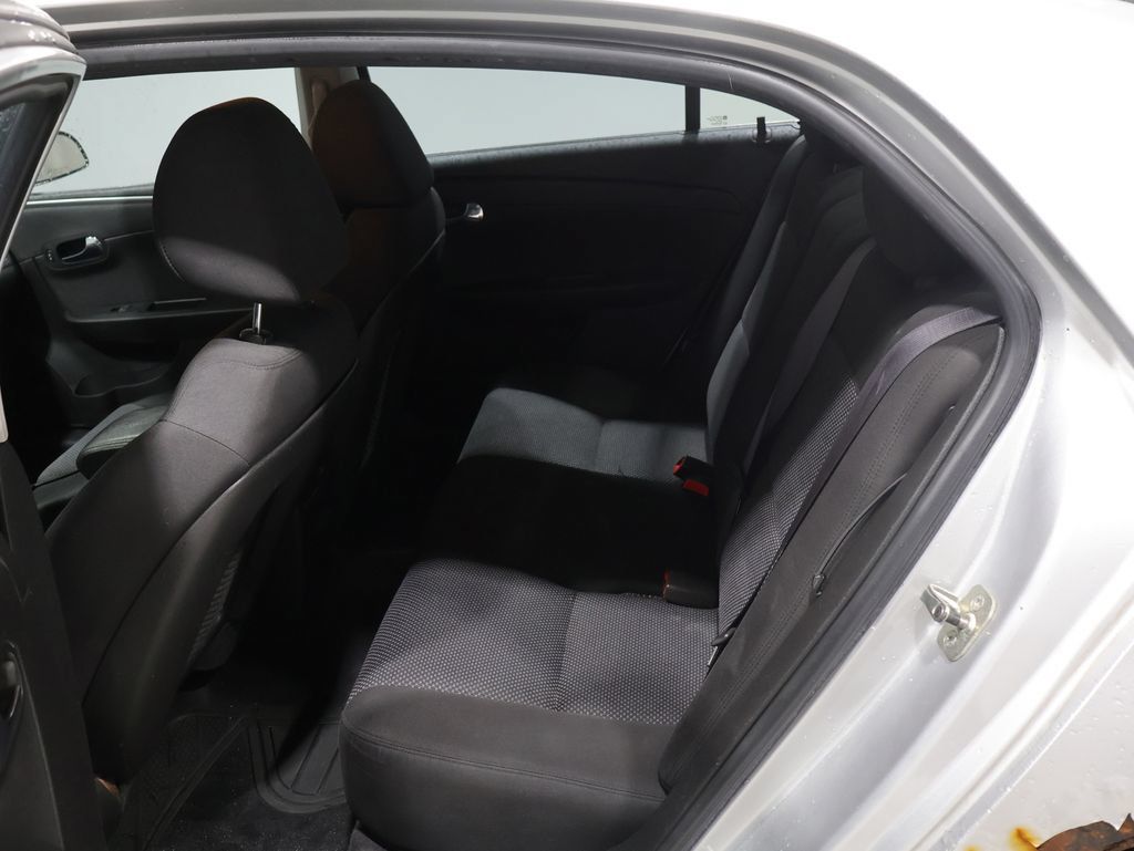 Used 2011 Chevrolet Malibu LT w/ Power Convenience Package FWD image 8
