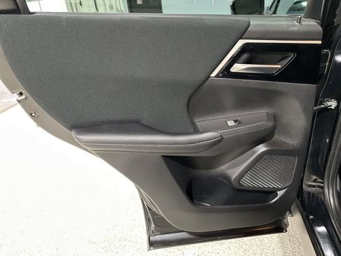 Used 2022 Mitsubishi Outlander ES image 13