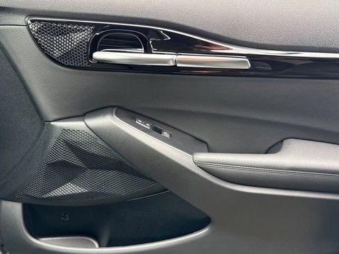 New 2026 Kia Seltos S FWD image 21