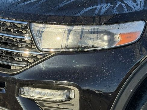Certified 2022 Ford Explorer XLT w/ Equipment Group 202A image 26