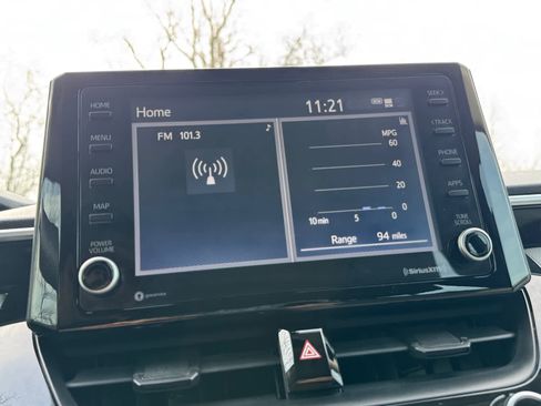 Used 2022 Toyota Corolla LE image 19