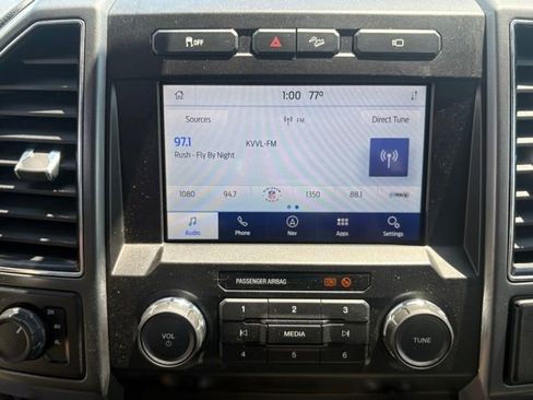 Used 2022 Ford F250 XLT w/ XLT Premium Package AWD/4WD image 19