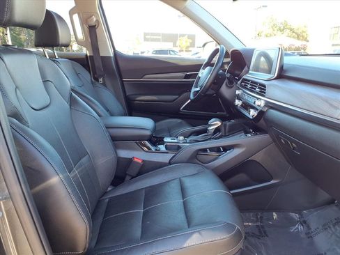 Certified 2022 Kia Telluride EX w/ EX Premium Package image 10