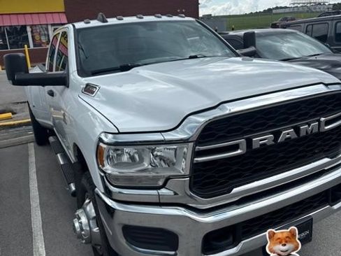 Used 2021 RAM 3500 Tradesman AWD/4WD image 3