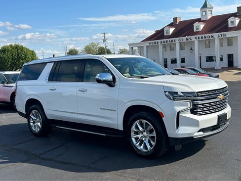 Used 2022 Chevrolet Suburban Premier image 3