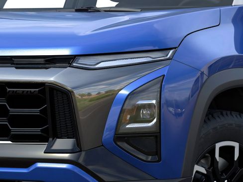 New 2026 Chevrolet Equinox ACTIV w/ Convenience Package III image 10