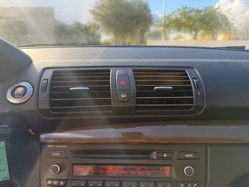 Used 2011 BMW 128i Coupe image 17