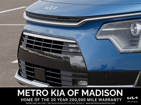 New 2026 Kia Niro SX image 12