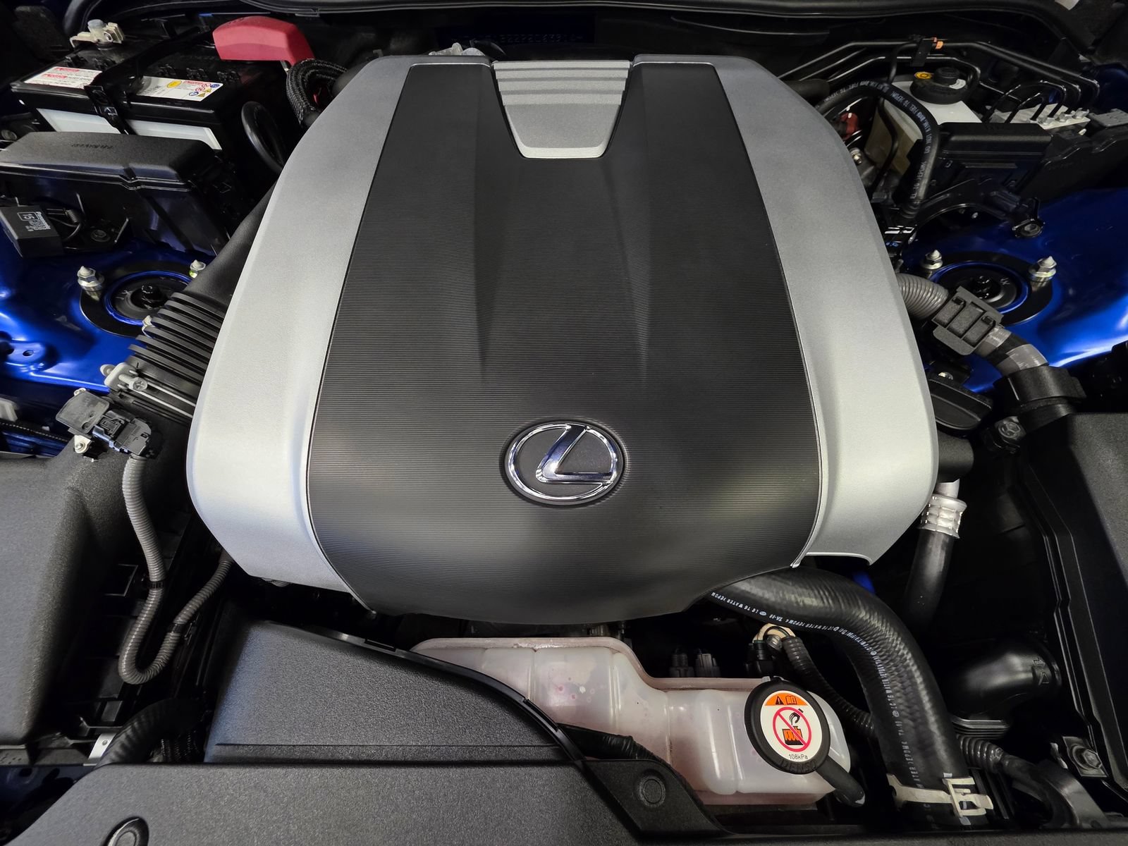Used 2023 Lexus IS 350 F Sport w/ Memory Package RWD image 3