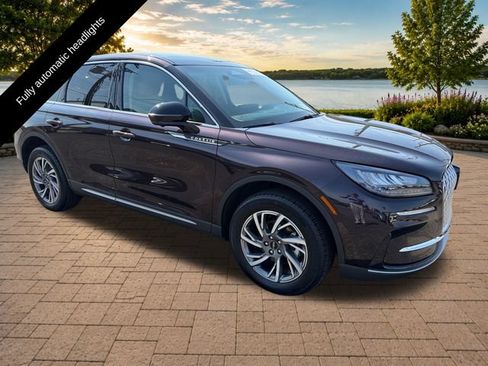 Used 2023 Lincoln Corsair AWD w/ Equipment Group 101A image 11