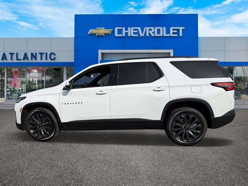 Certified 2023 Chevrolet Traverse RS image 5