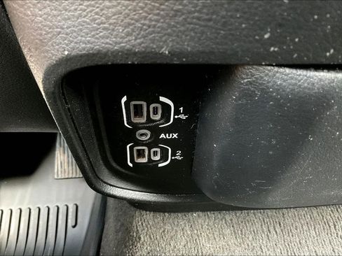 Used 2020 RAM 1500 Big Horn AWD/4WD image 25