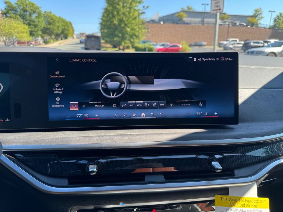 New 2027 BMW X7 xDrive40i w/ Executive Package AWD/4WD image 18