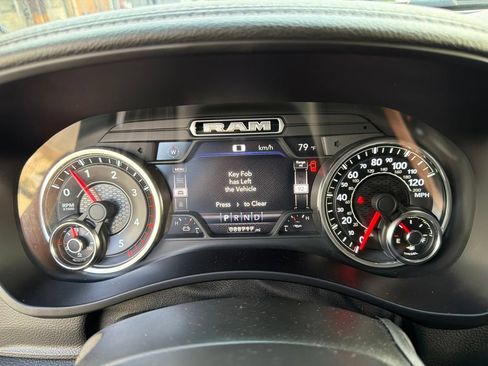 Used 2021 RAM 2500 4x4 Mega Cab Laramie image 30