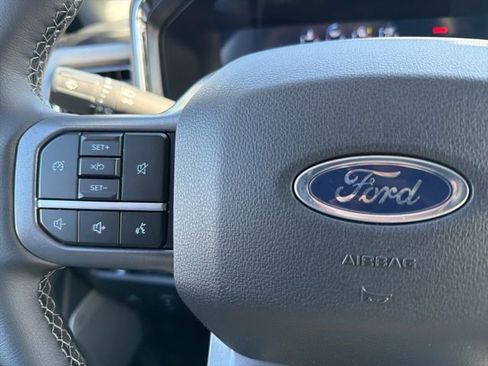 New 2026 Ford F350 Lariat w/ Black Appearance Package image 21