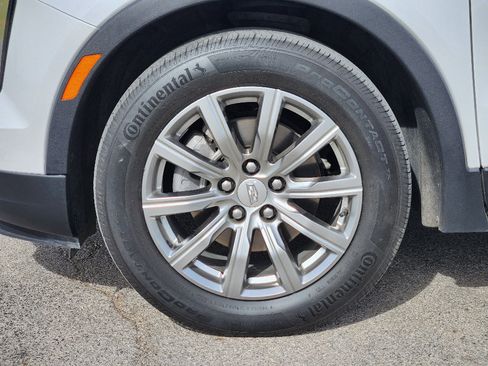 Certified 2023 Cadillac XT4 Premium Luxury w/ Cold Weather Package image 10