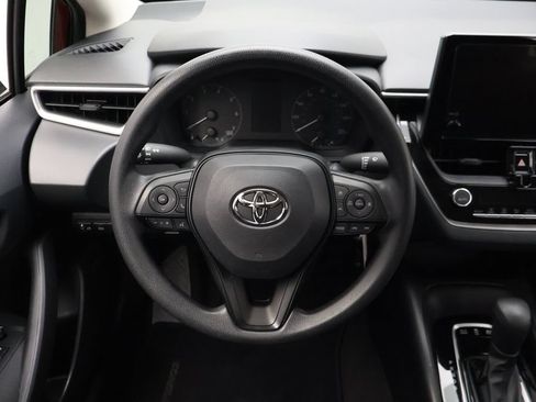Used 2025 Toyota Corolla LE FWD image 23
